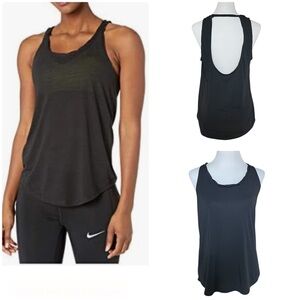 Nike Twist Training Dri-Fit tank keyhole back